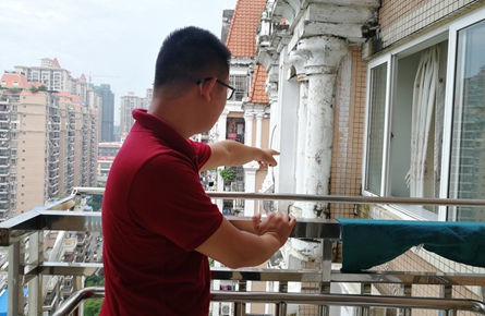 樓上違規改建 樓下多處滲水