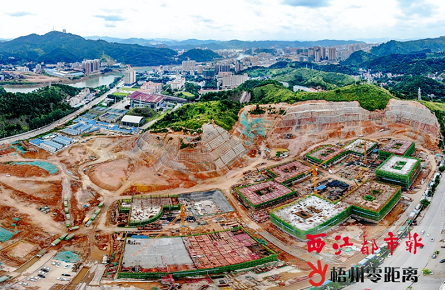 梧州學院北校區首棟建筑封頂